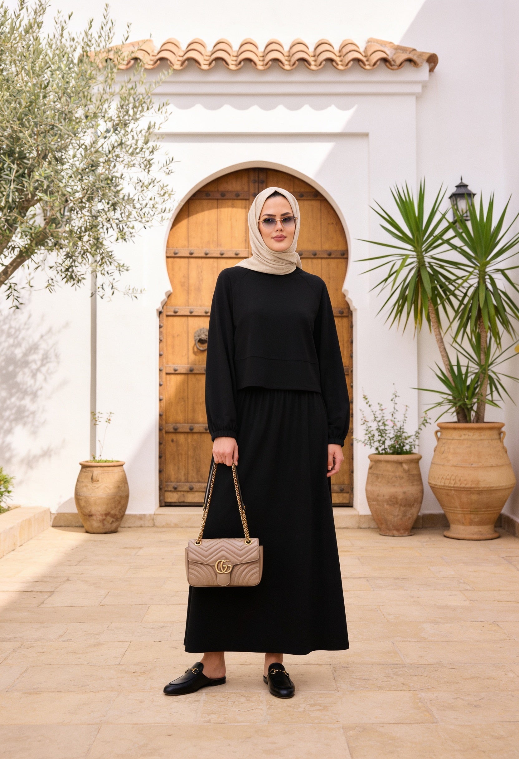 Mihra Modal Kumaş Oversize Etekli Takım – Siyah