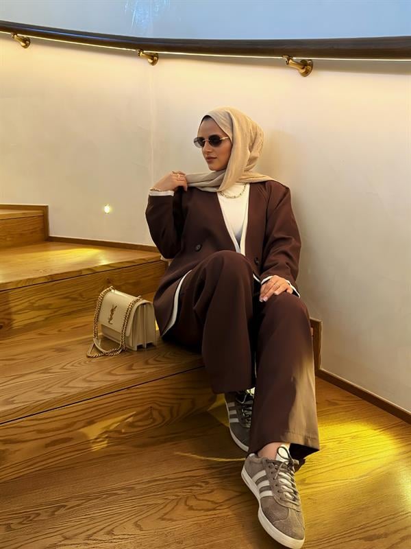 Nora Kadın Tesettür Ceketli İkili Takım – İthal Krep Kumaş, Bol Paça Pantolon - Kahve