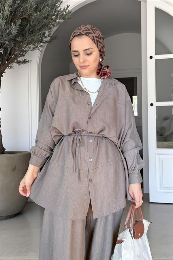 Çilek Keten Gömlekli Yazlık Kadın Tesettür Takım – Cepli Pantolonlu Rahat Şıklık (36-48 Beden) Vizon