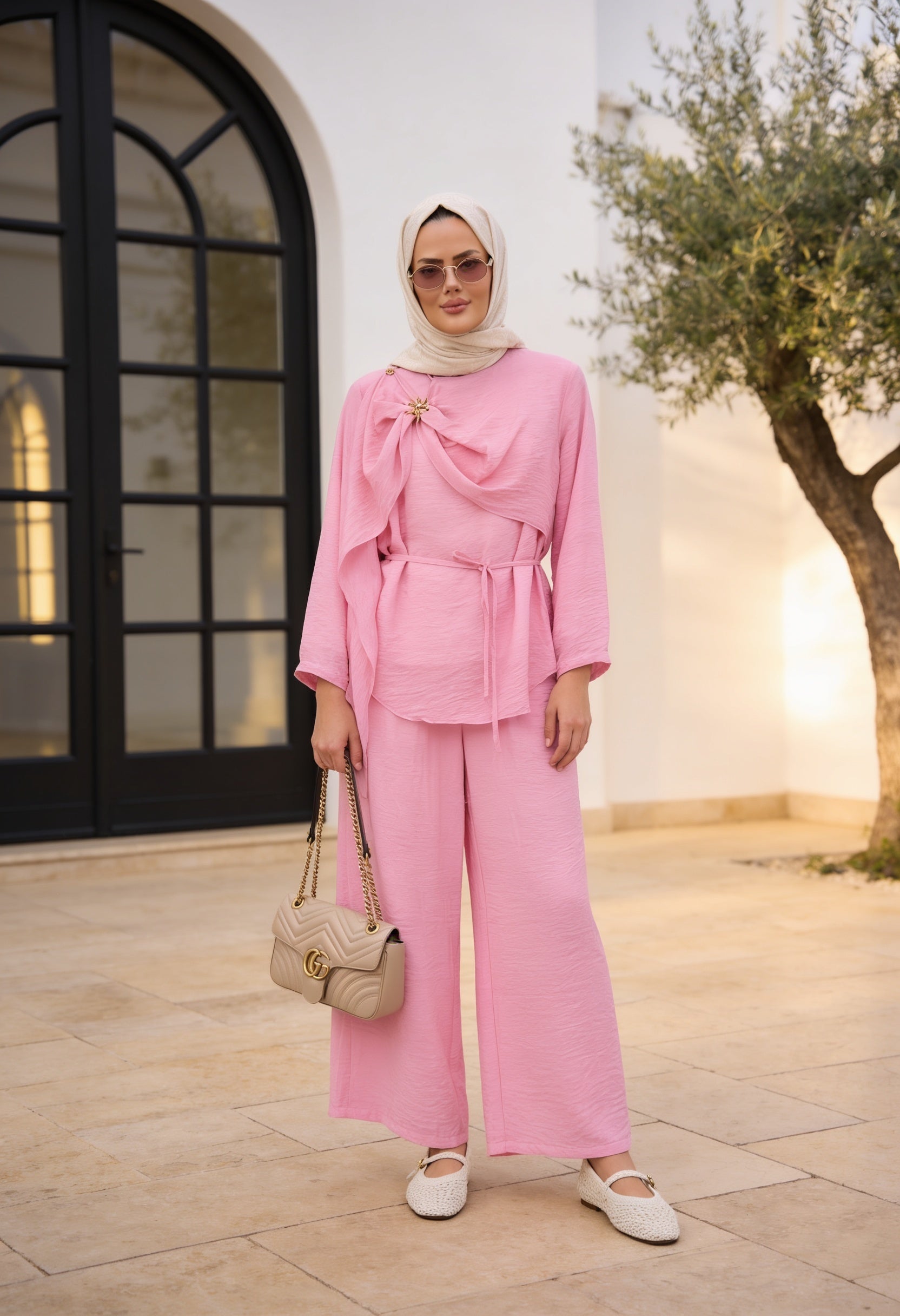 Deniz Broş Detaylı Astarlı Pantolonlu Takım Pembe