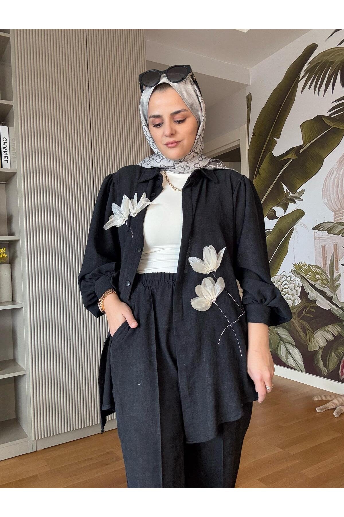 Keten Tül Çiçek Detaylı Gömlek Takım Bej