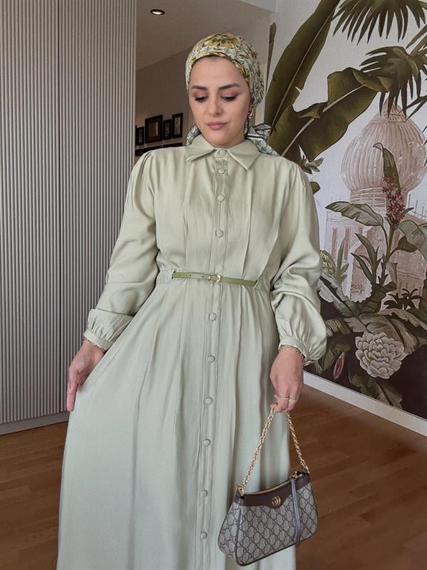 Top Düğmeli İthal Kumaş Kemerli Elbise – Romantik & Zarif Stil (38-46 Beden) Yeşil
