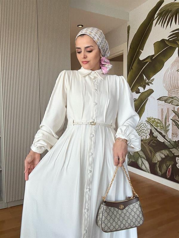 Top Düğmeli İthal Kumaş Kemerli Elbise – Romantik & Zarif Stil (38-46 Beden) Ekru
