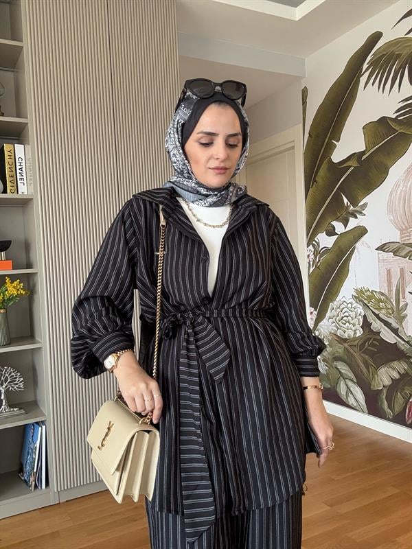 Çizgili Kuşaklı Pamuklu Gömlek Takım Siyah