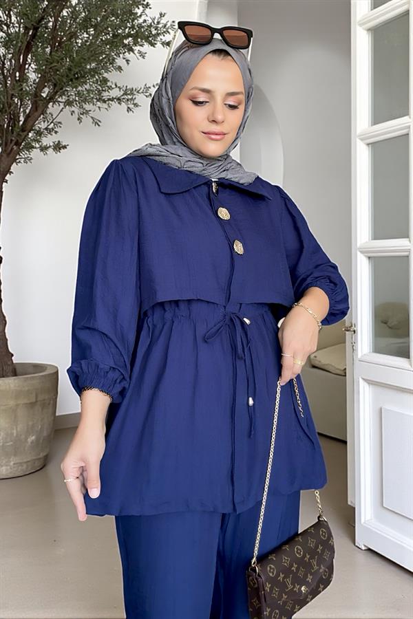 Kadın Tesettür İkili Takım – Çilek Kumaş Yazlık Düğmeli Tunik ve Pantolon Lacivert