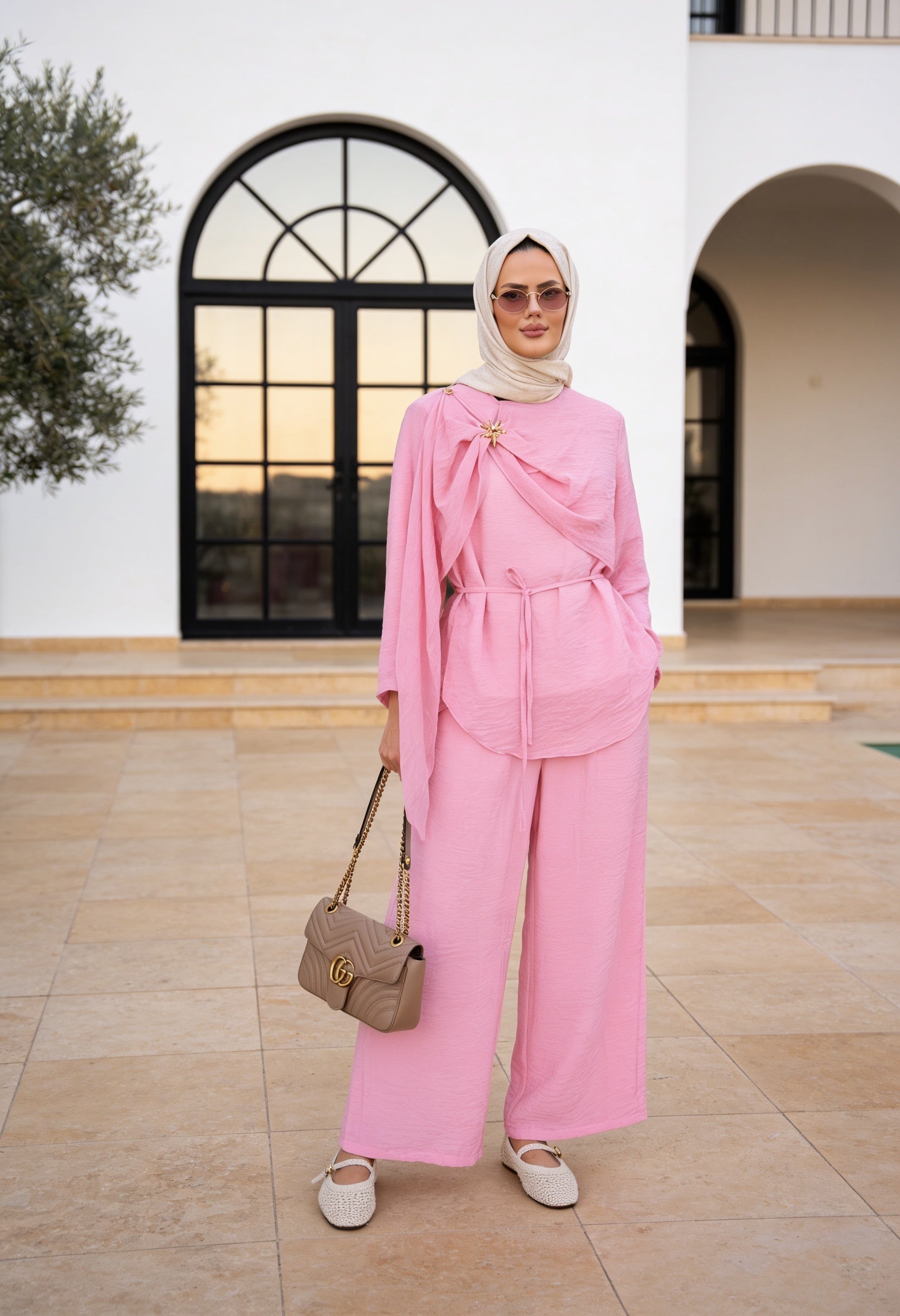 Deniz Broş Detaylı Astarlı Pantolonlu Takım Pembe