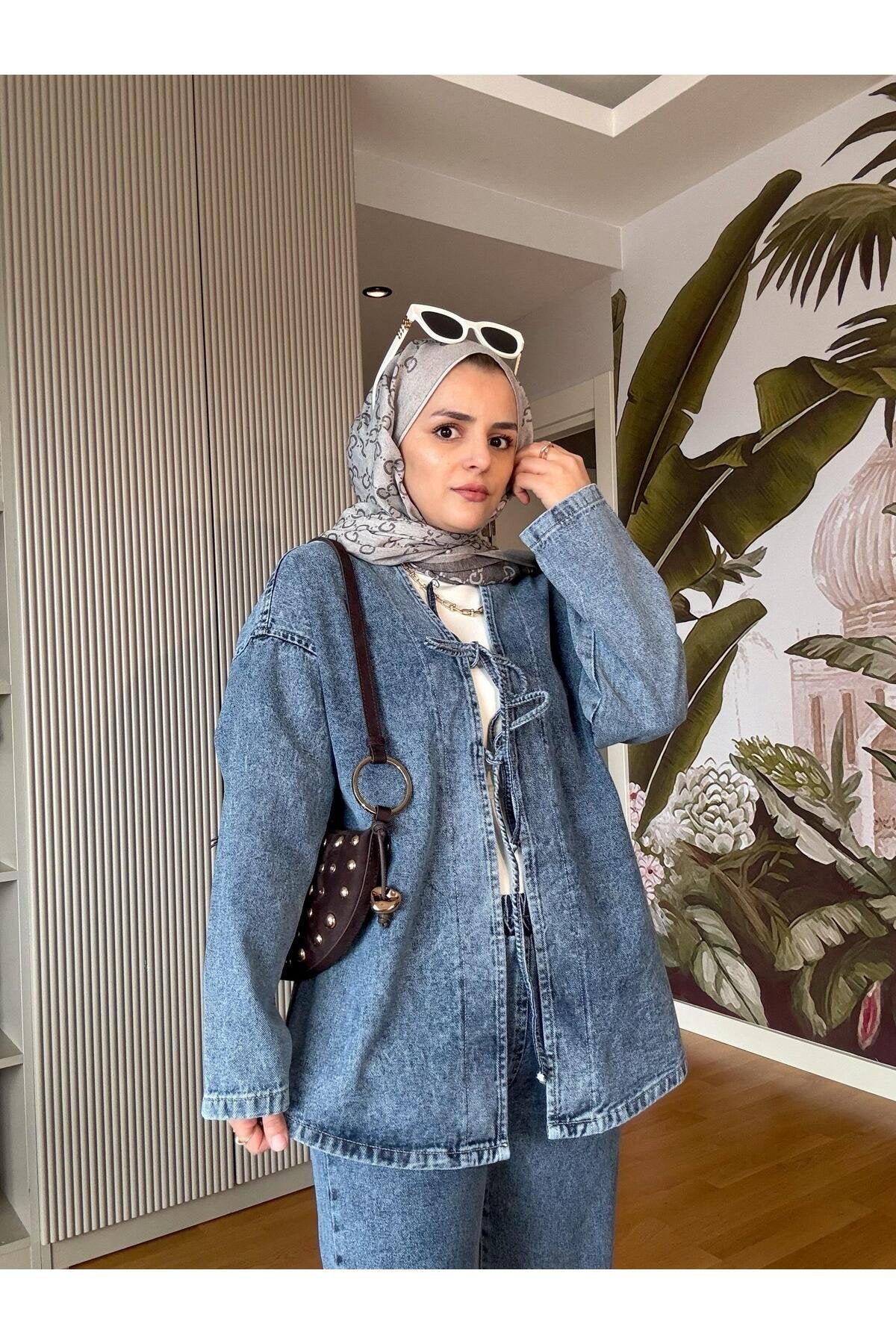 Kurdela ipli Denim Ceket Takım Açık Mavi