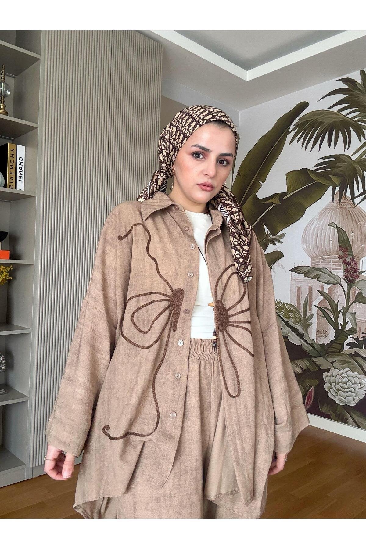 Kolyeli Pamuklu Desenli Kimona Gömlek Takım Kahve