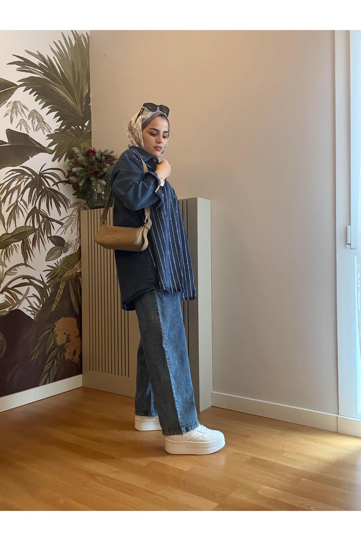 Taş Detaylı Denim Gömlek İkili Takım Koyu Mavi
