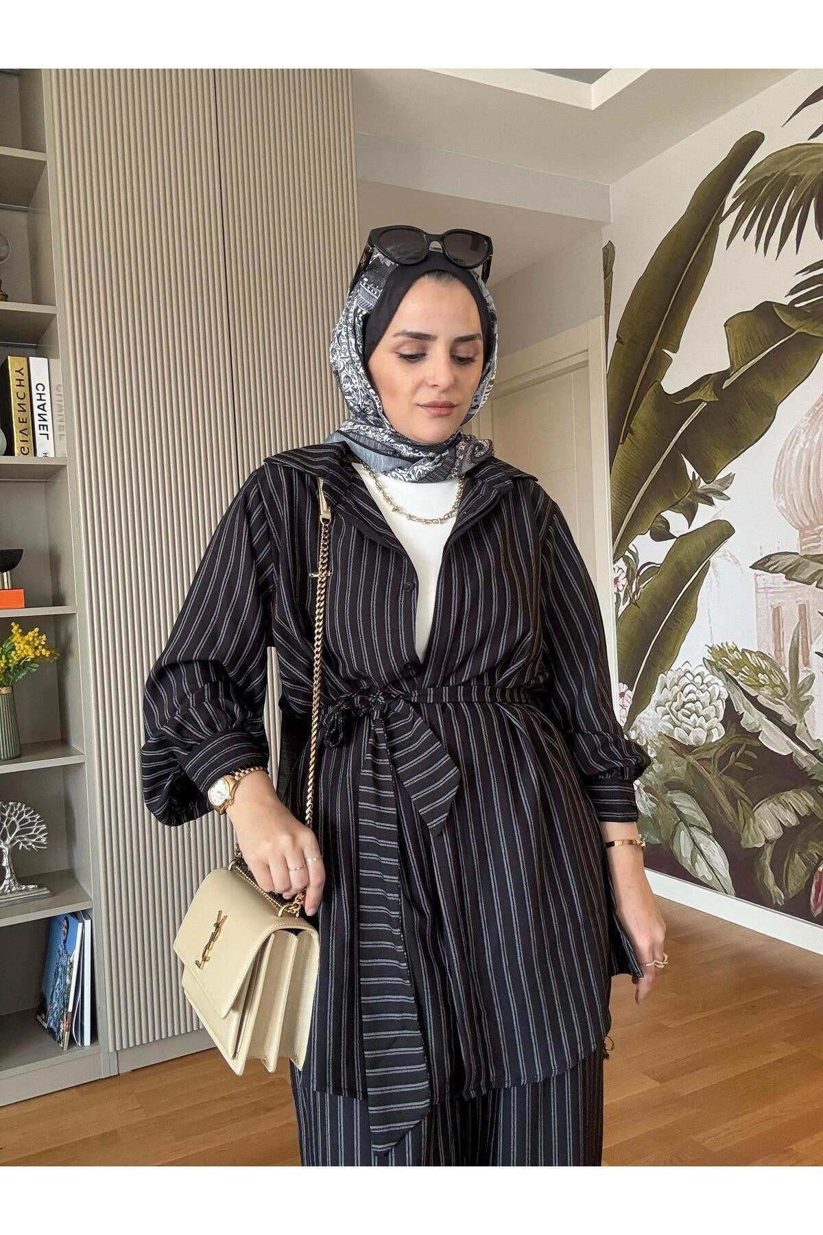 Çizgili Kuşaklı Pamuklu Gömlek Takım Siyah