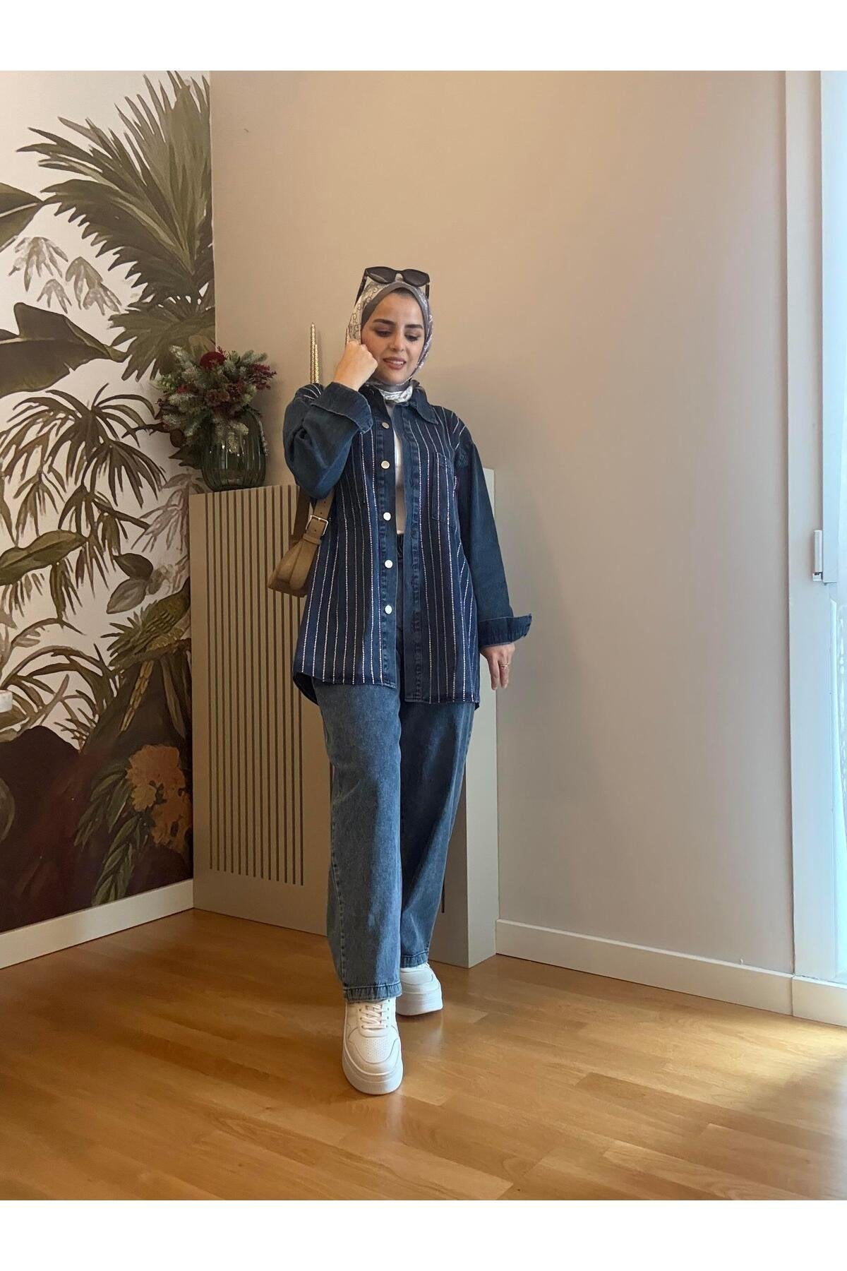 Taş Detaylı Denim Gömlek İkili Takım Koyu Mavi