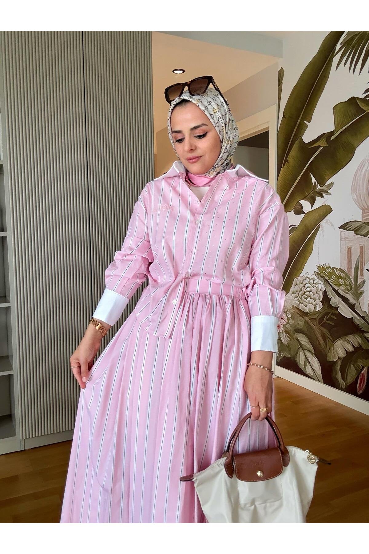 Çizgili Poplin Kumaş Etekli Gömlekli Taş Detaylı Takım Pembe
