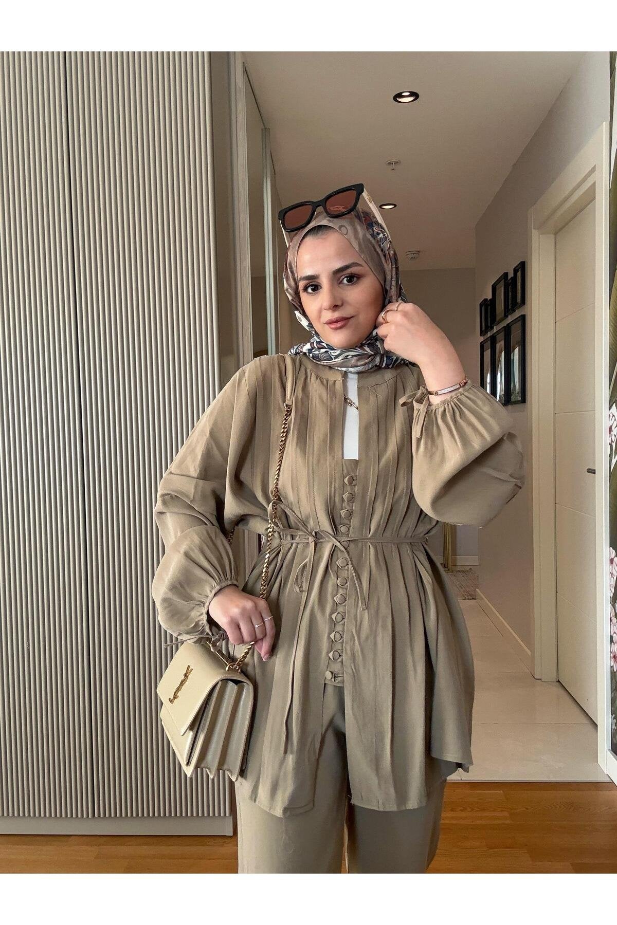 Roza Düğmeli İthal Dokuma Kumaş Gömlekli İkili Takım Bordo