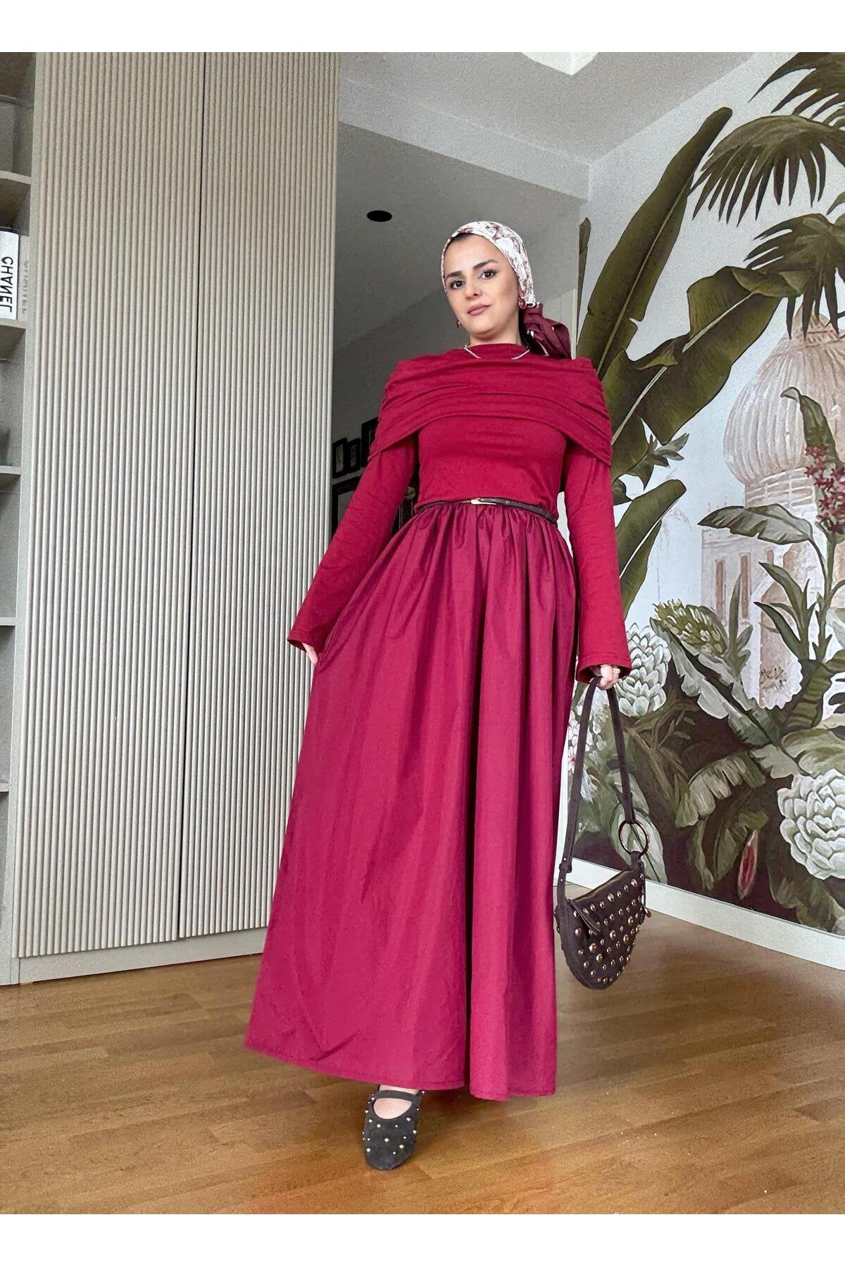 Kayık Yaka Pamuklu Roza Elbise Siyah