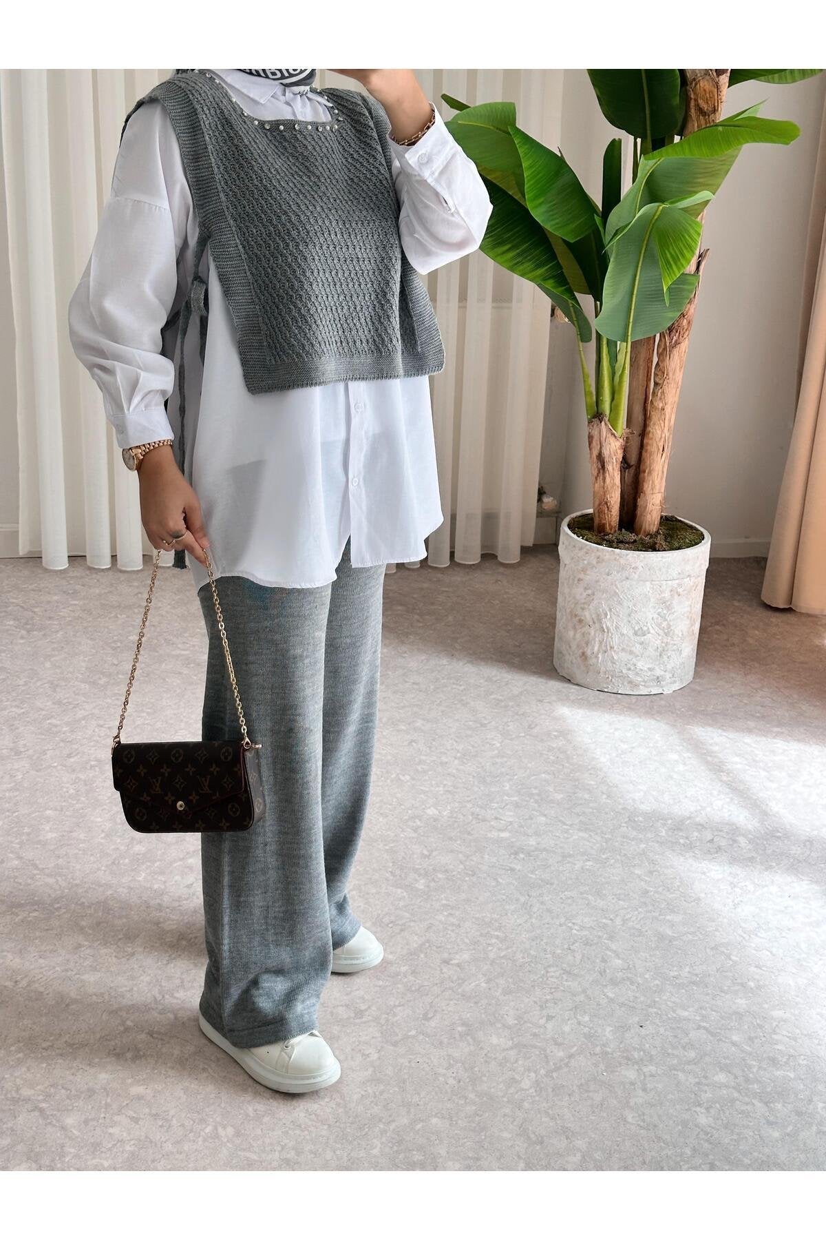 Yelekli Triko 3lü Gömlek Takım Beyaz