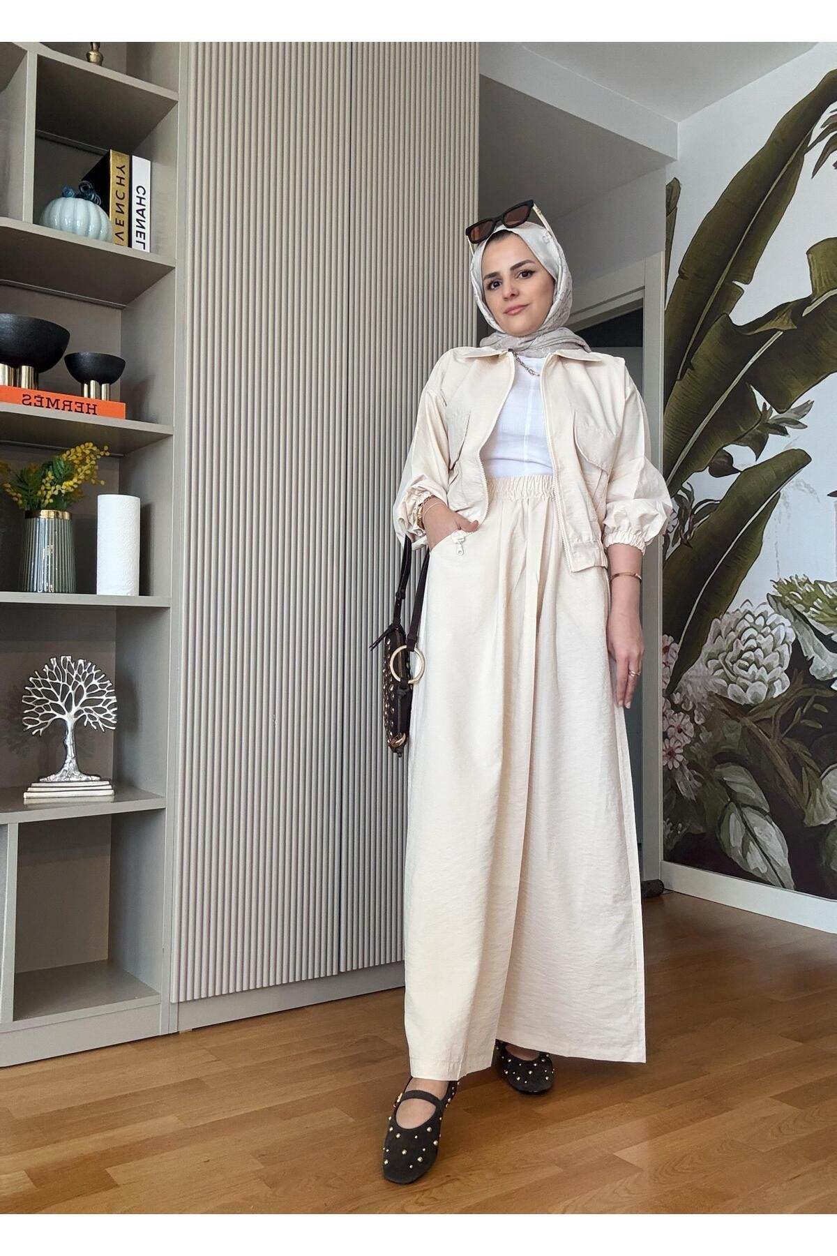 Ceketli Etekli Takım Fermuarlı  Bej