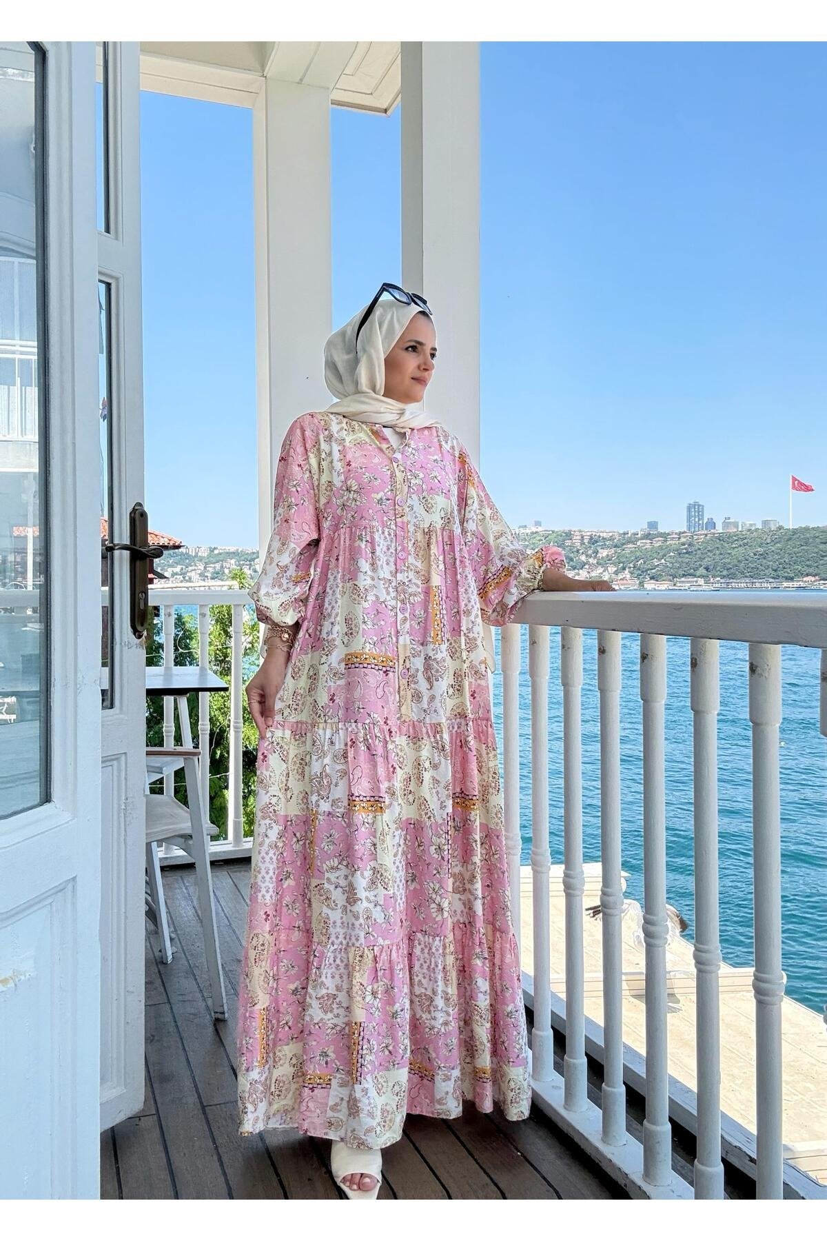 Etnik Desenli Robalı Yazlık Elbise | Düğmeli ve Rahat Kesim Bej-mavi