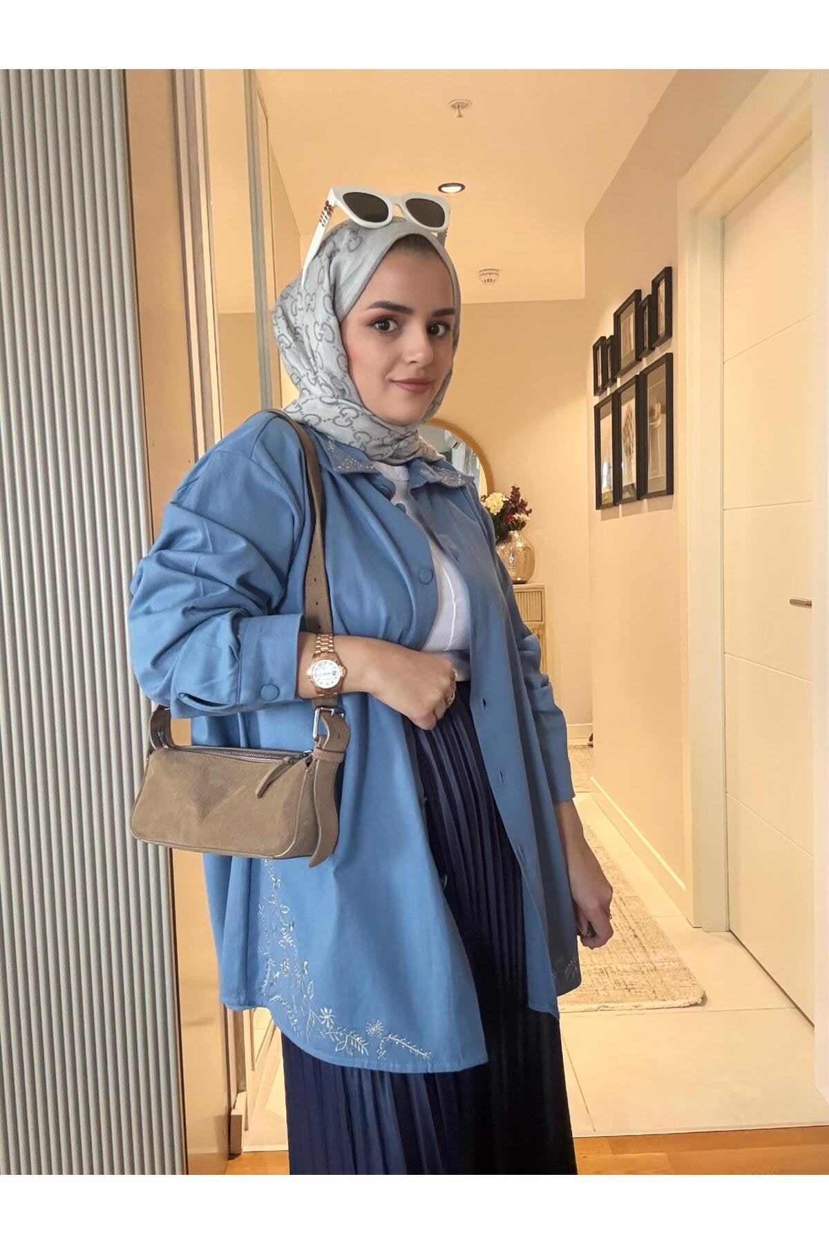 Nakışlı Taşlı Denim Ceket Gömlek Siyah