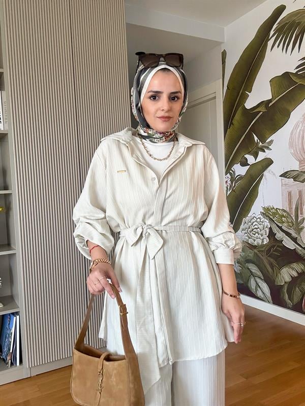 Çizgili Kuşaklı Pamuklu Gömlek Takım Bej